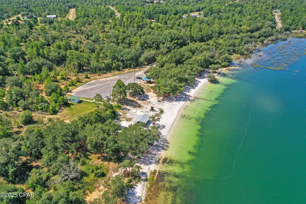 15 Trellis Drive Chipley, FL 32428