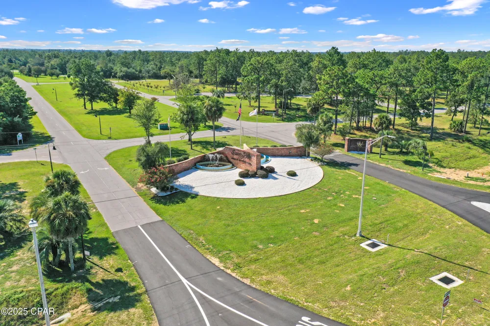 15 Trellis Drive Chipley, FL 32428