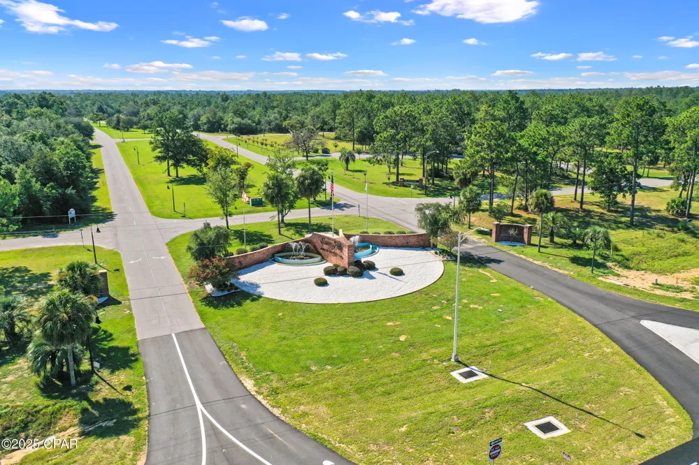 15 Trellis Drive Chipley, FL 32428