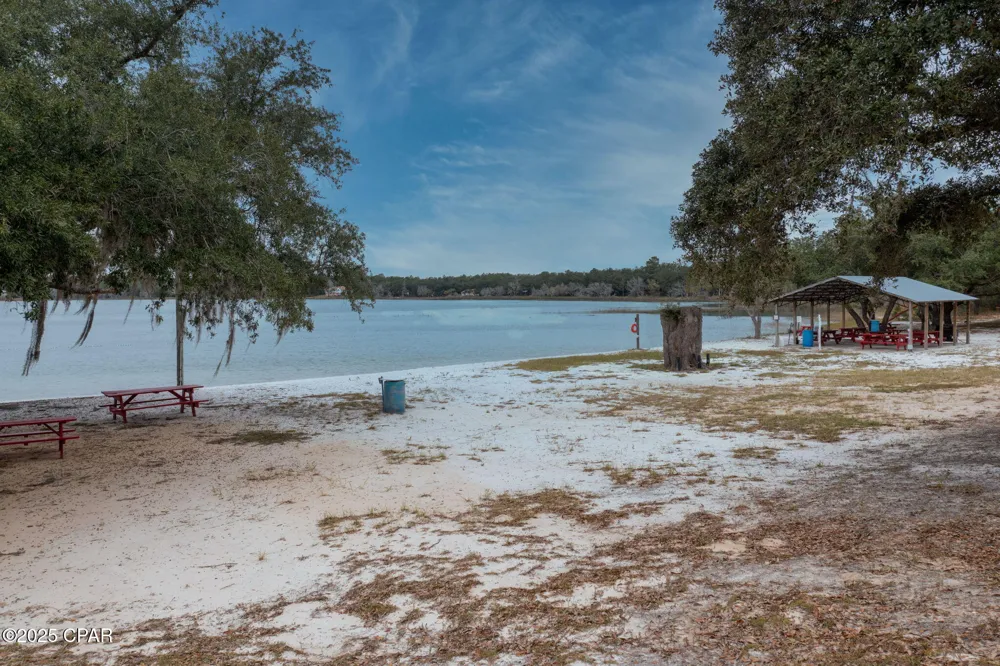 15 Trellis Drive Chipley, FL 32428