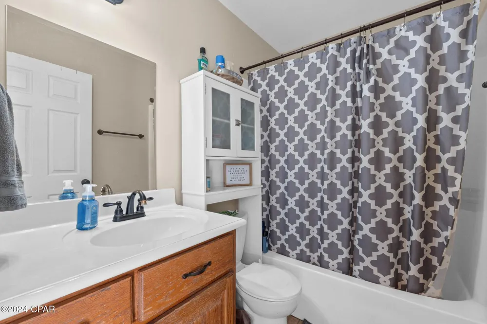1528 Hilltop Drive Bonifay, FL 32425