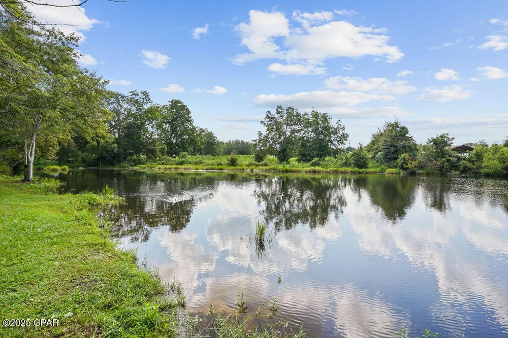 1528 Hilltop Drive Bonifay, FL 32425