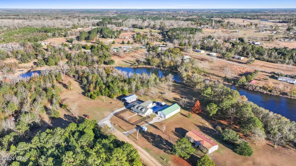 1528 Hilltop Drive Bonifay, FL 32425