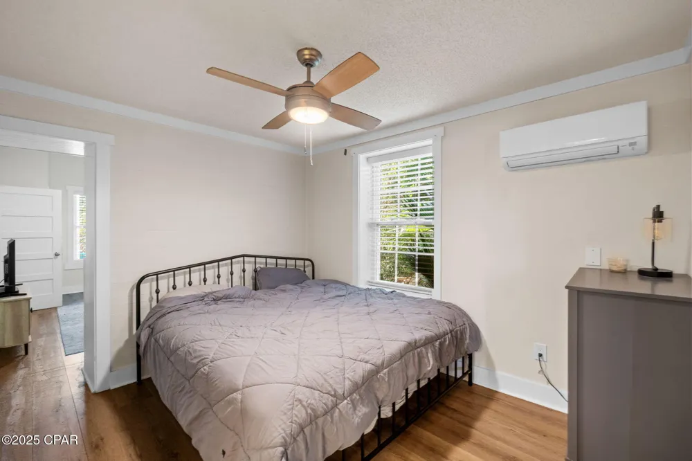 59 Ave D Apalachicola, FL 32320
