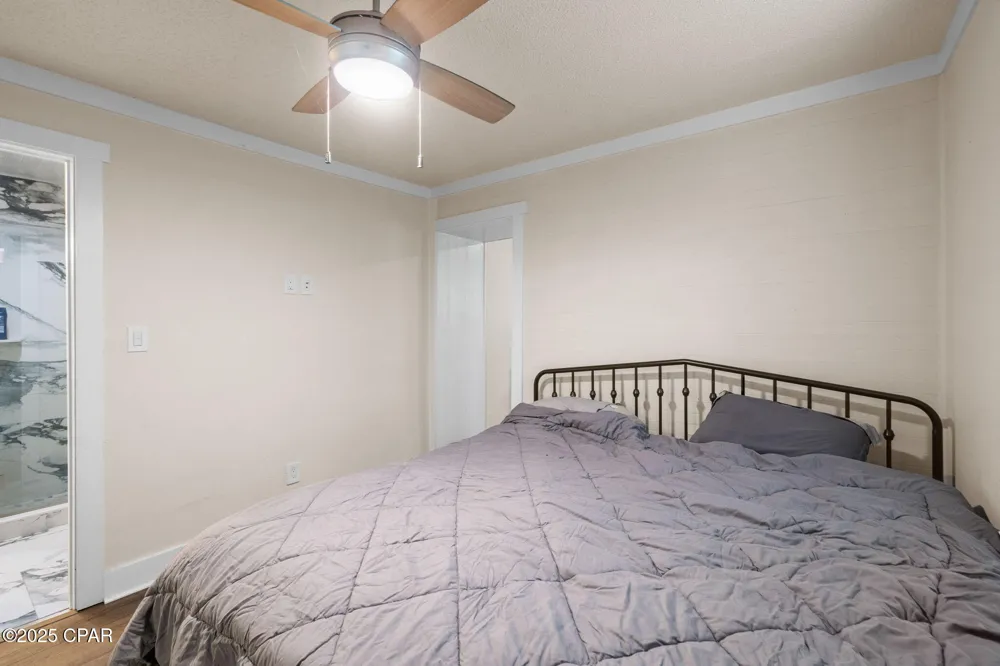 59 Ave D Apalachicola, FL 32320