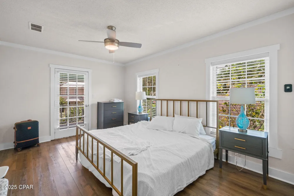 59 Ave D Apalachicola, FL 32320
