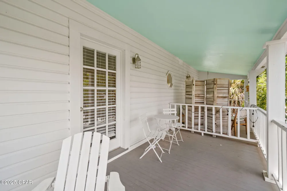 59 Ave D Apalachicola, FL 32320