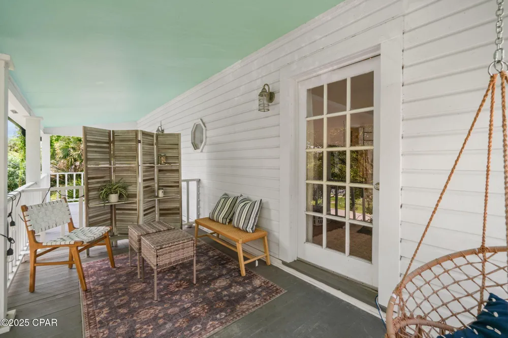 59 Ave D Apalachicola, FL 32320