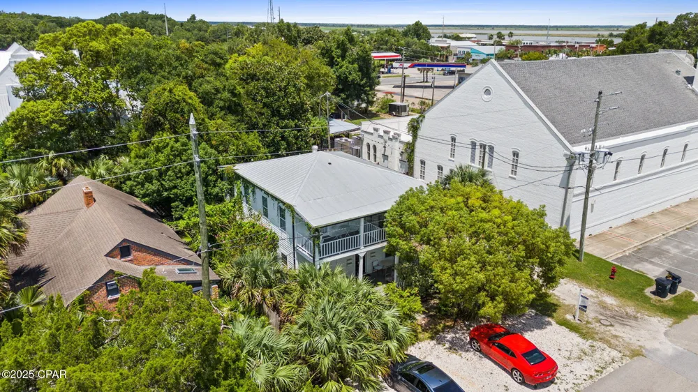 59 Ave D Apalachicola, FL 32320