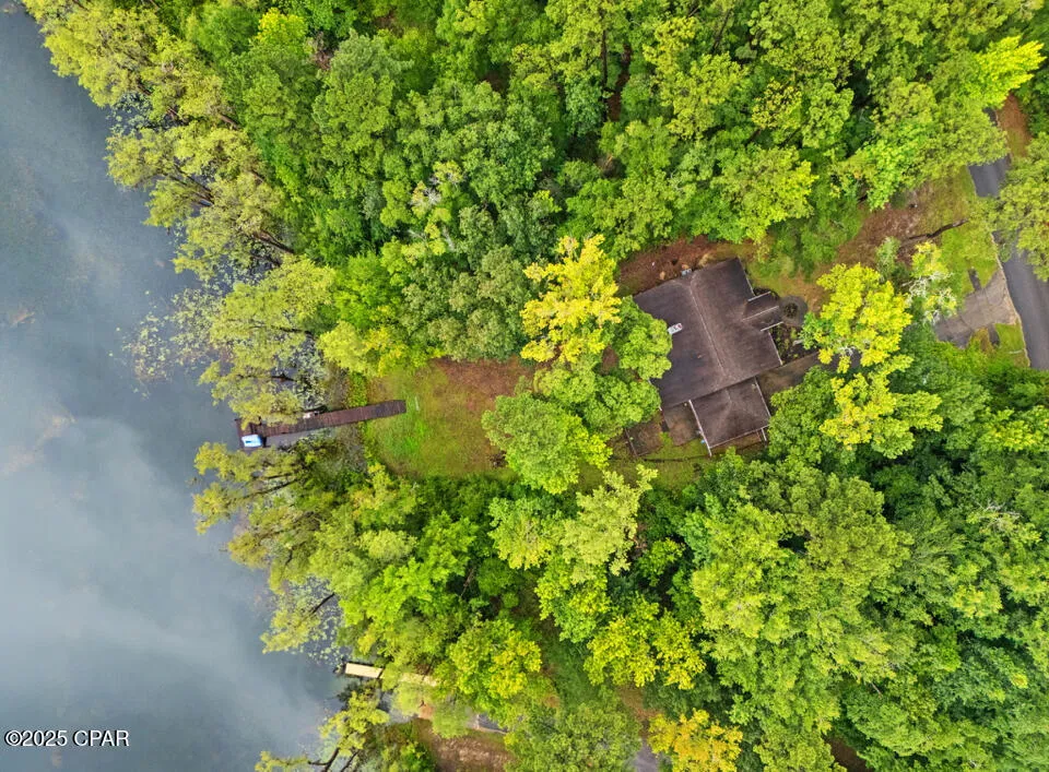 2942 Paradise Lakes Road Chipley, FL 32428