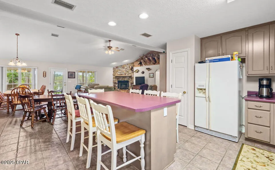 2942 Paradise Lakes Road Chipley, FL 32428