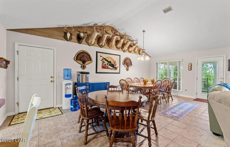 2942 Paradise Lakes Road Chipley, FL 32428