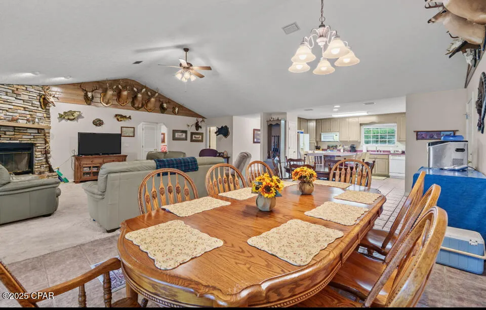 2942 Paradise Lakes Road Chipley, FL 32428