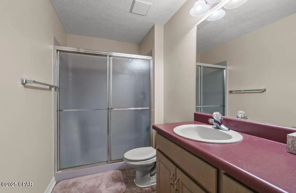 2942 Paradise Lakes Road Chipley, FL 32428