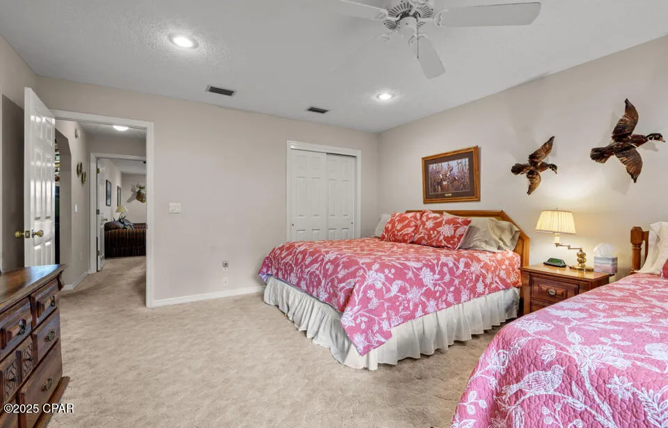 2942 Paradise Lakes Road Chipley, FL 32428