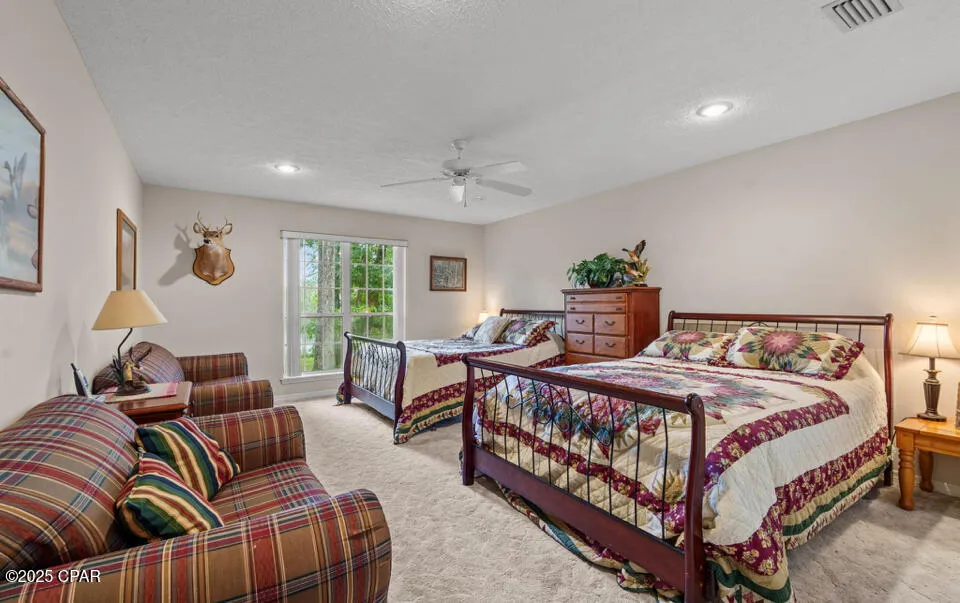 2942 Paradise Lakes Road Chipley, FL 32428