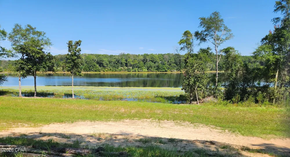 23 Seacoast Way Defuniak Springs, FL 32433