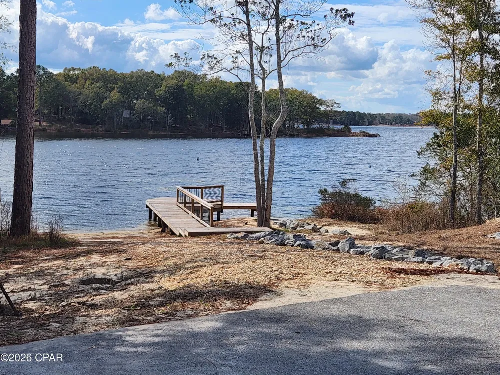 23 Seacoast Way Defuniak Springs, FL 32433