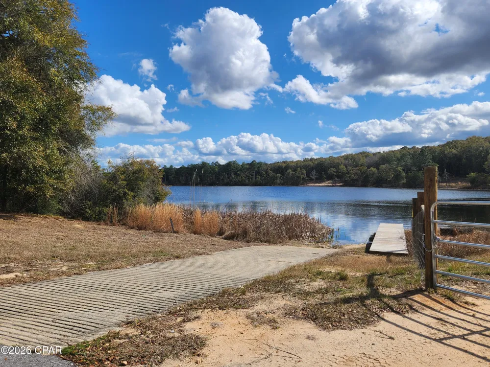 23 Seacoast Way Defuniak Springs, FL 32433