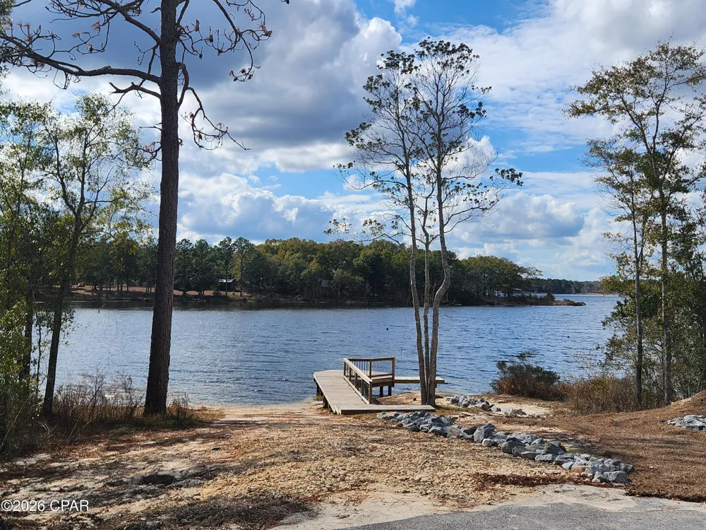 23 Seacoast Way Defuniak Springs, FL 32433