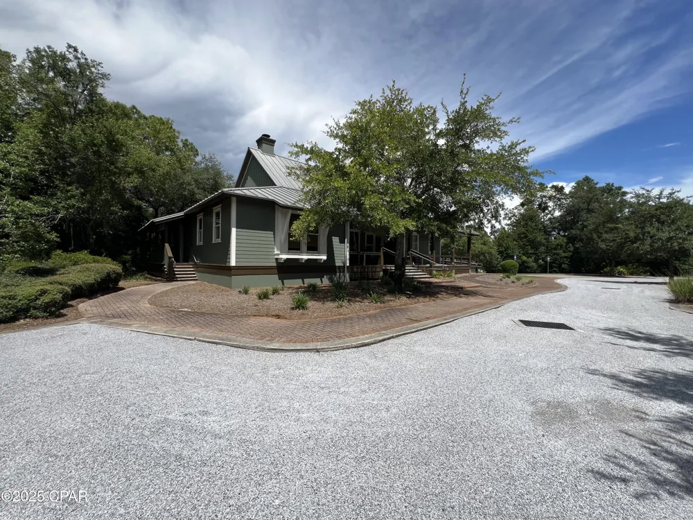 9904 Summer Creek Drive Southport, FL 32409