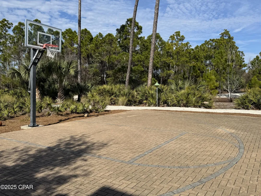 5224 Kingston Boulevard Panama City, FL 32408