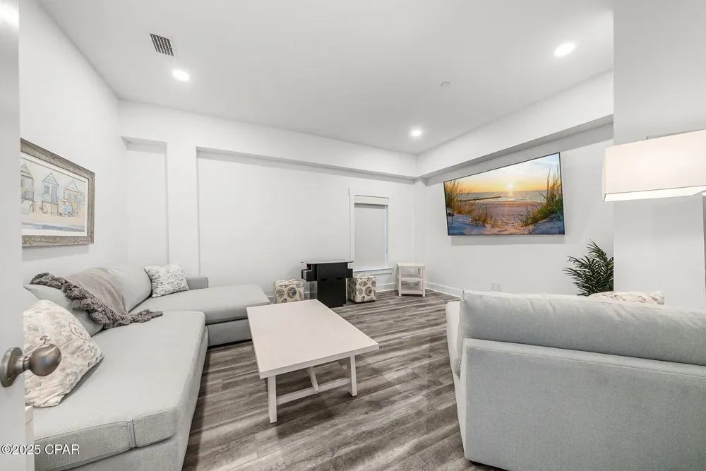 8711 Surf Drive Panama City Beach, FL 32408