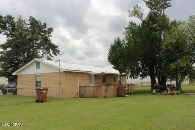 25676 Evans Street Altha, FL 32421