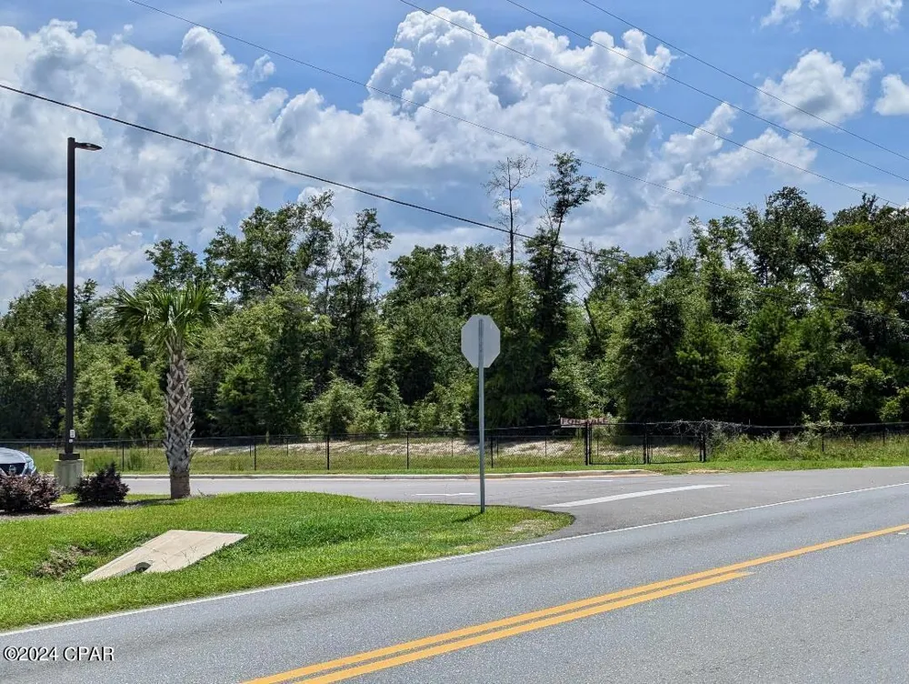 MAGNOLIA ROAD Marianna, FL 32448