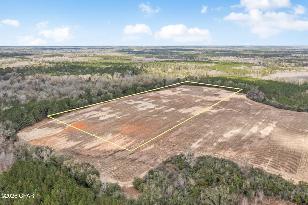 4 Bradley Road Westville, FL 32464