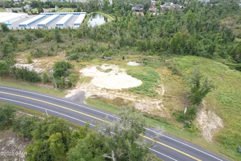 1534 E Highway 390