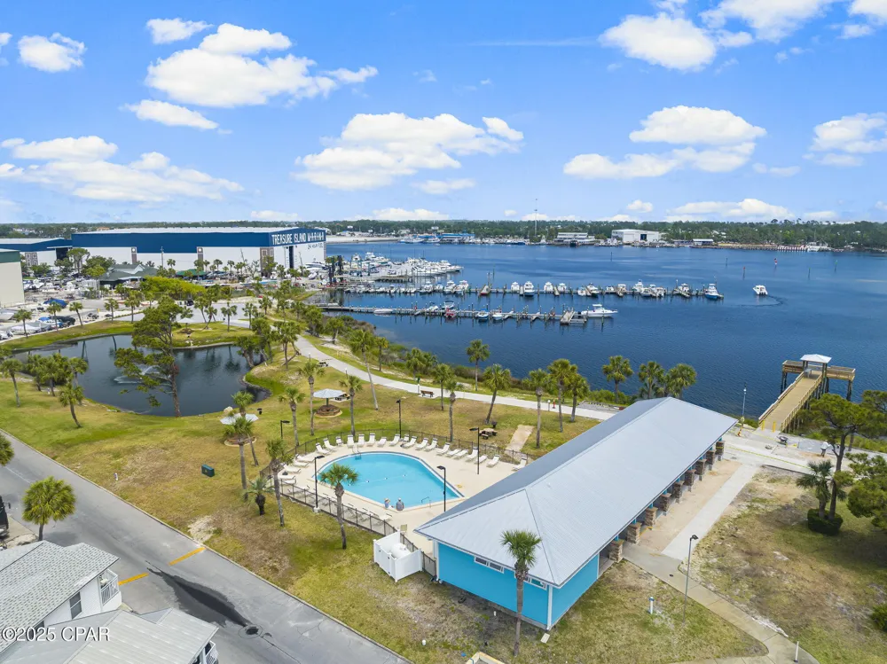 336 Lagoon Lane Panama City Beach, FL 32408