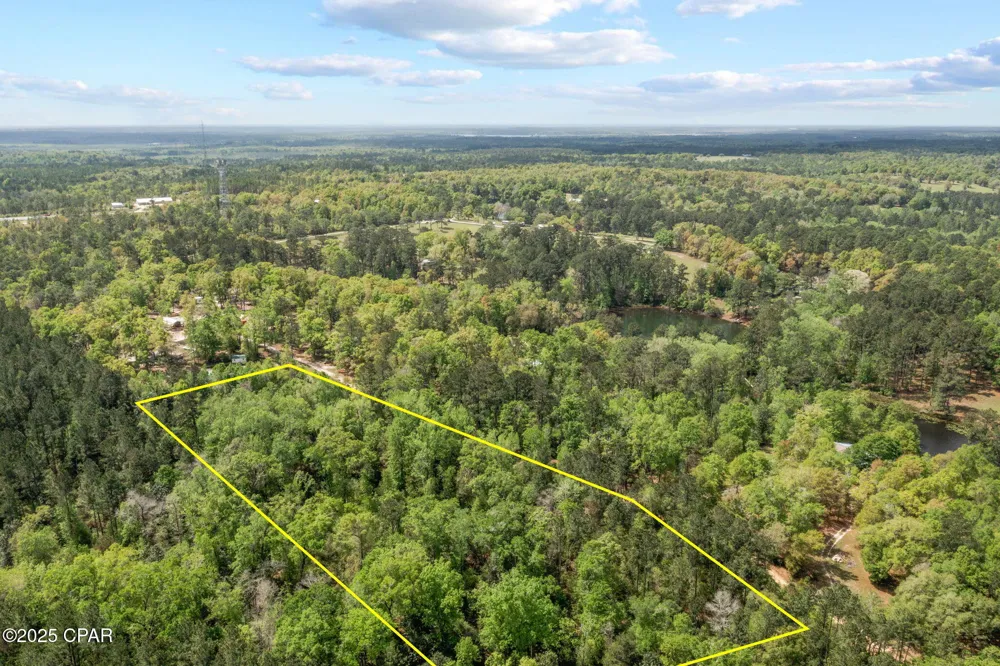 Spring Lakes Drive Chipley, FL 32428