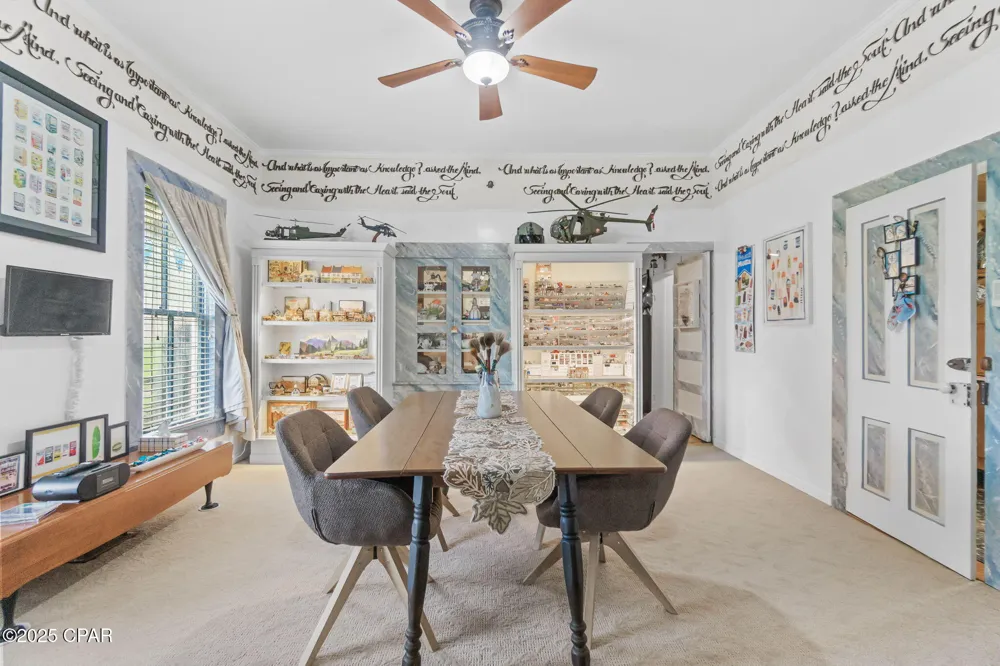 1748 Georgia Street Alford, FL 32420