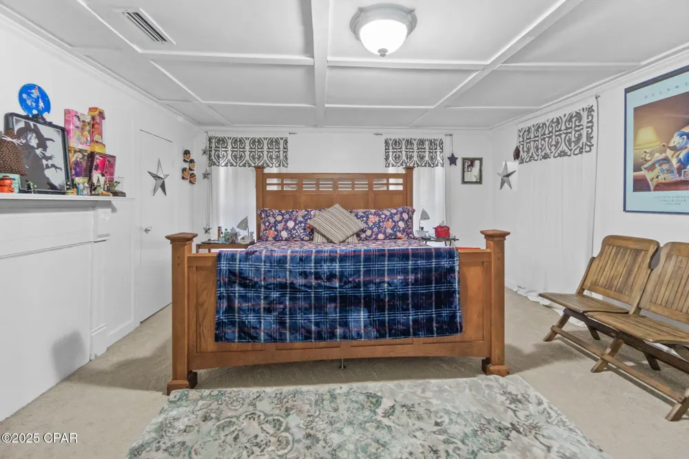 1748 Georgia Street Alford, FL 32420