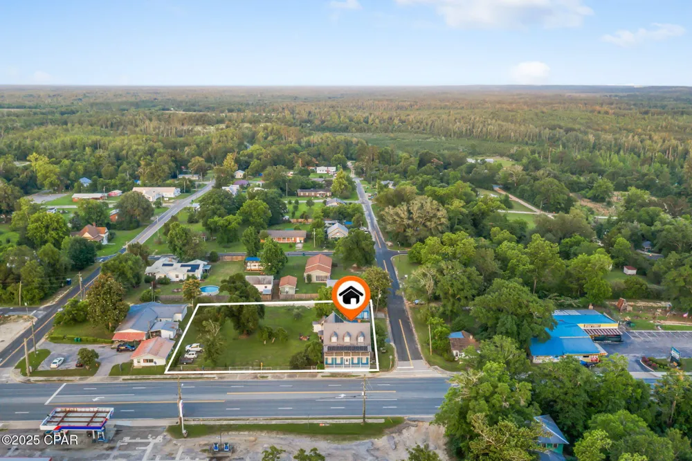 1748 Georgia Street Alford, FL 32420