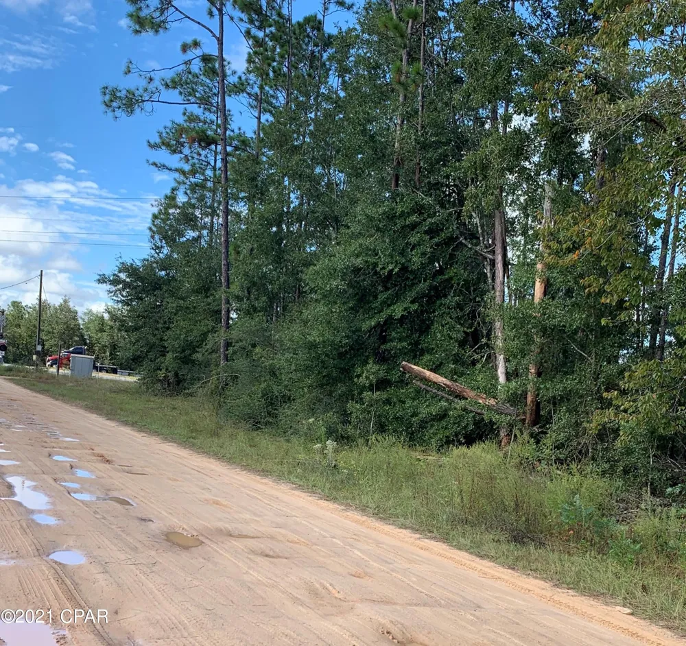 Pinecrest Road Fountain, FL 32438