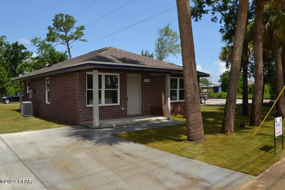 1917 Michigan Avenue Panama City, FL 32405
