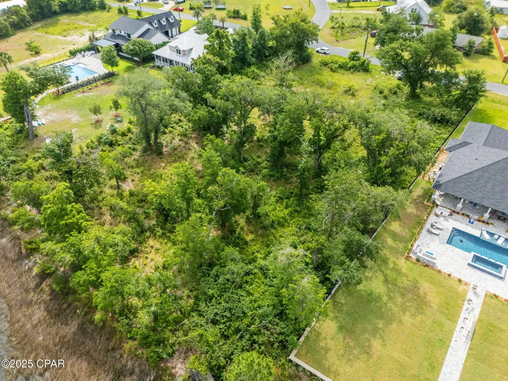 10 Bay Drive Lynn Haven, FL 32444
