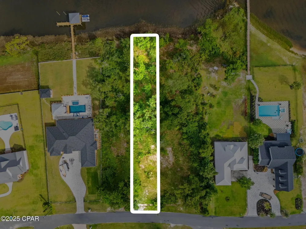 11 Bay Drive Lynn Haven, FL 32444