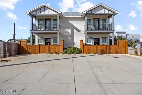 6006 Thomas Drive