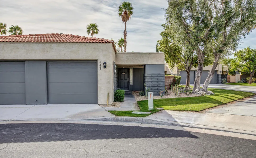 1444 Sunflower Circle Palm Springs, CA 92262