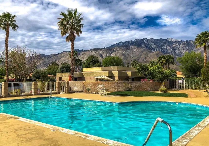 1444 Sunflower Circle Palm Springs, CA 92262