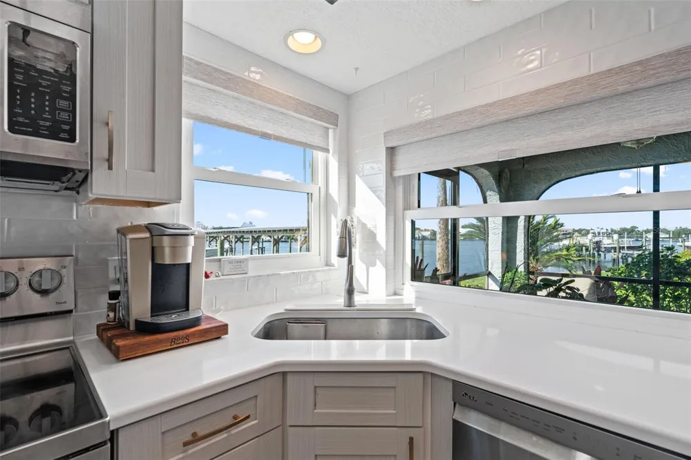 371 NW 14TH PLACE Crystal River, FL 34428
