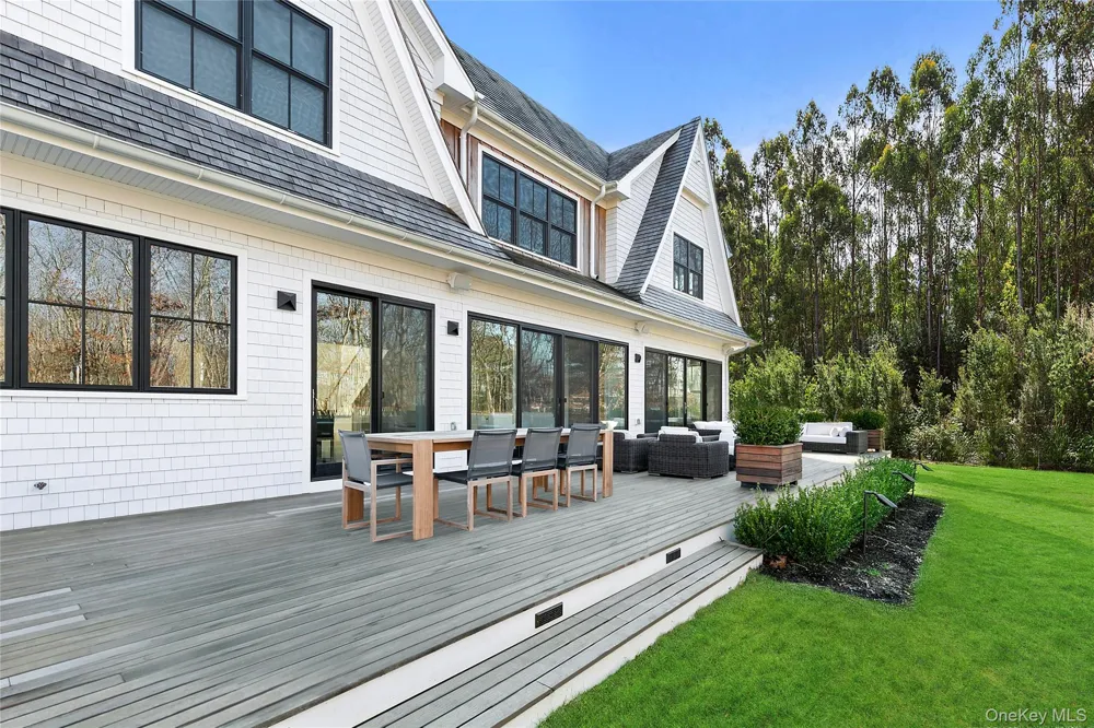 94 Merchants Path Sagaponack, NY 11962