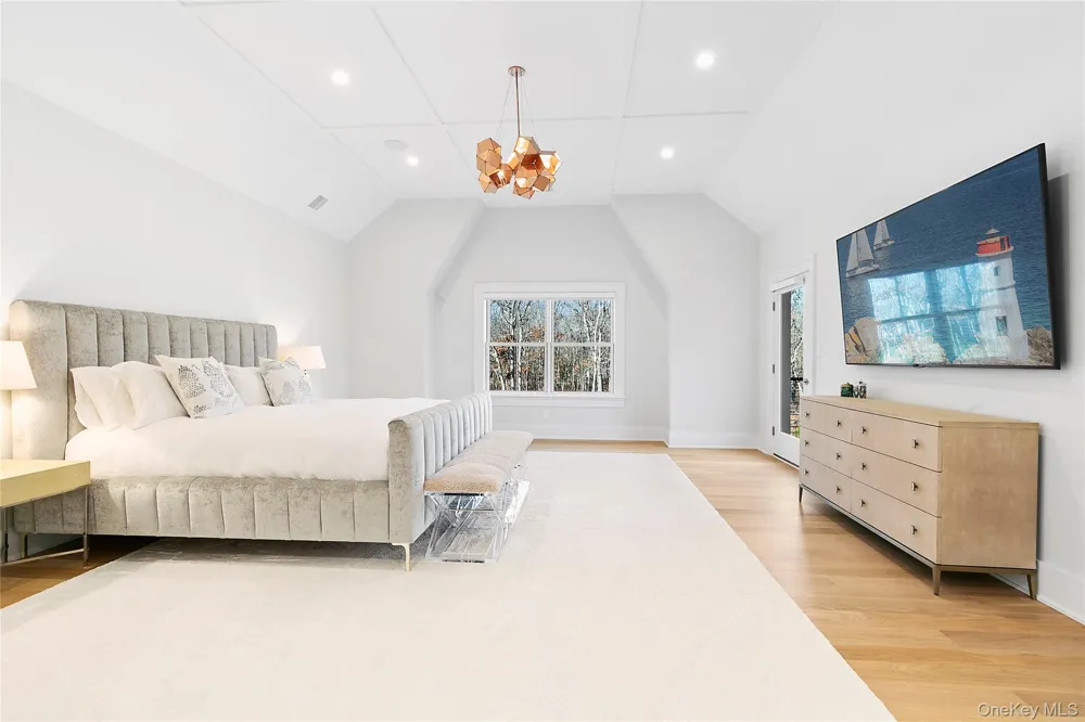 94 Merchants Path Sagaponack, NY 11962