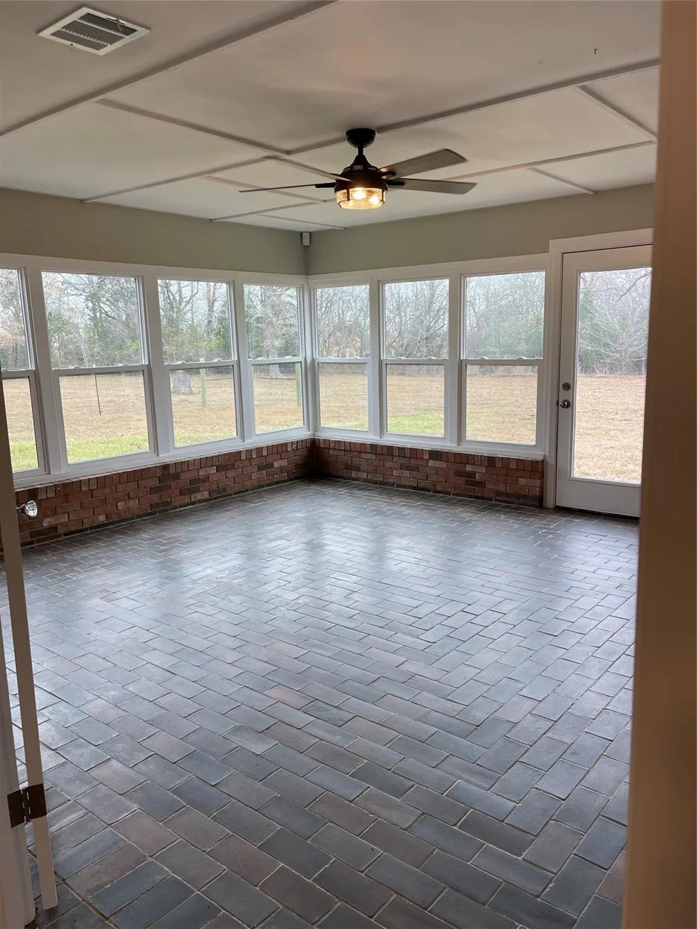 139 Fm 696 Elgin, TX 78621
