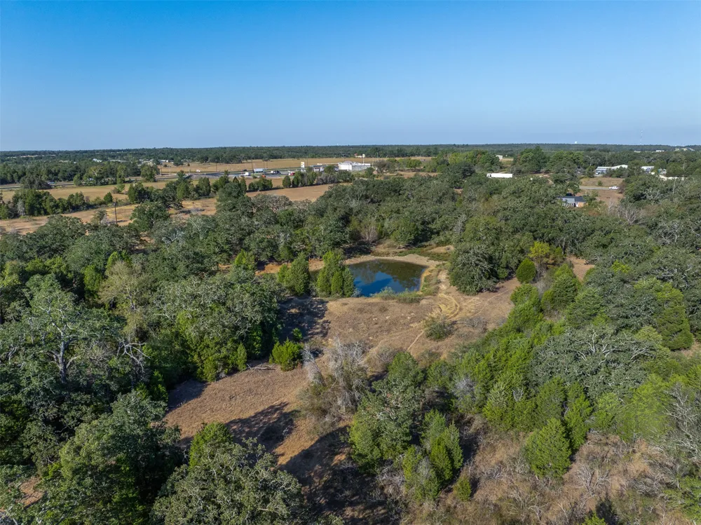 139 Fm 696 Elgin, TX 78621