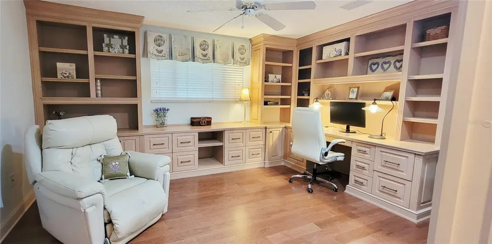 1004 OLD MILL POND ROAD Palm Harbor, FL 34683