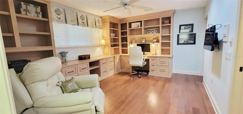 1004 OLD MILL POND ROAD Palm Harbor, FL 34683